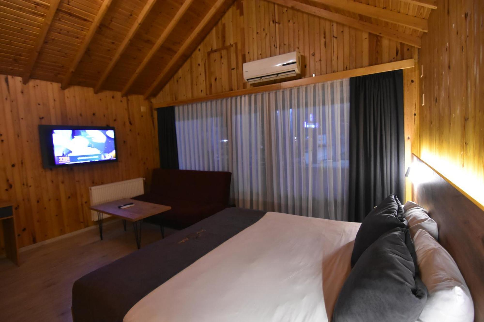 Green Palace Suite Hotel Трабзон Екстериор снимка