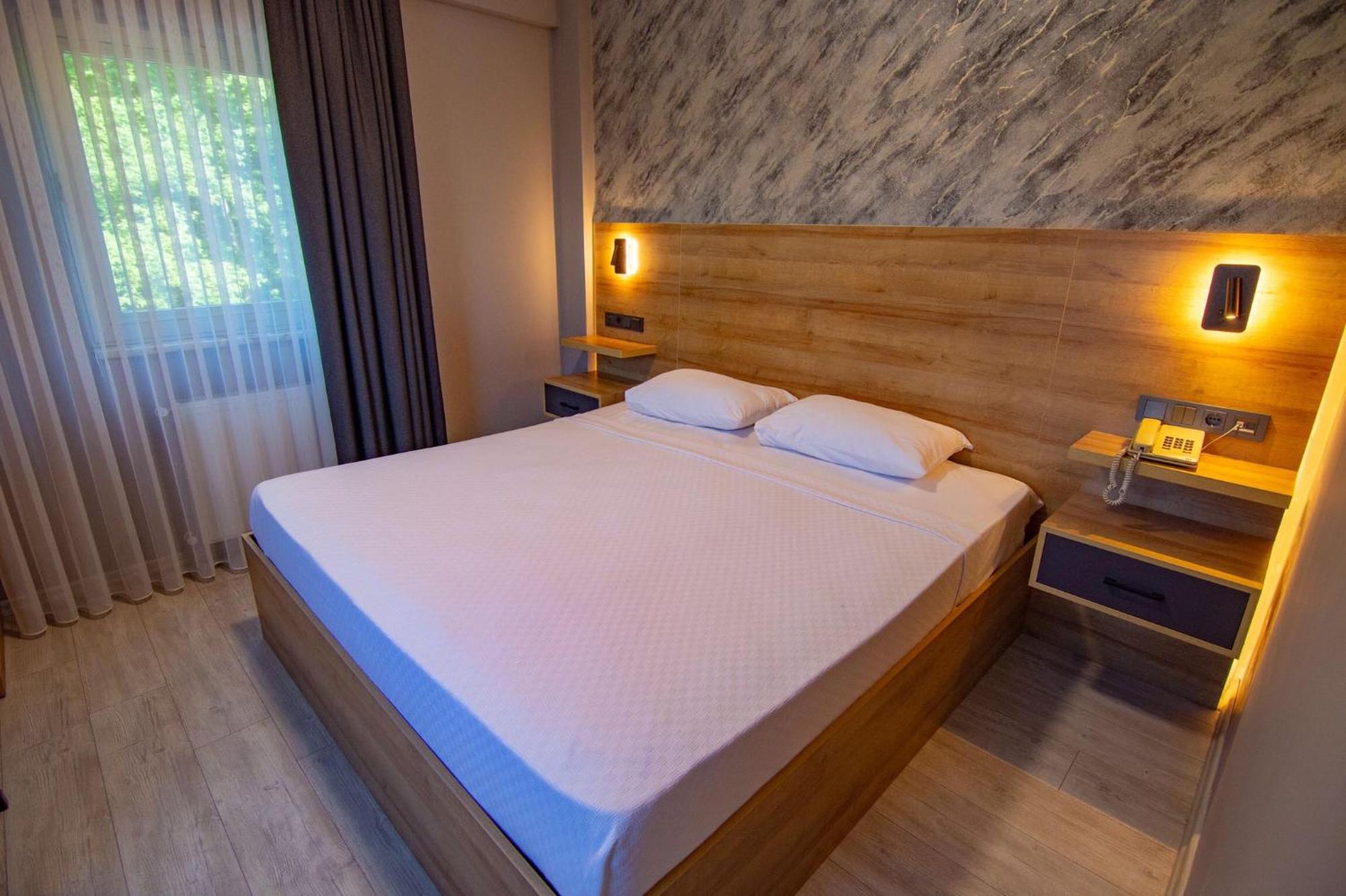 Green Palace Suite Hotel Трабзон Екстериор снимка
