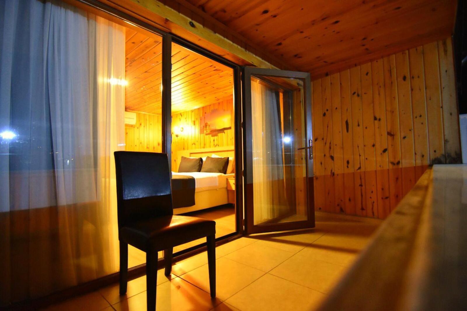Green Palace Suite Hotel Трабзон Екстериор снимка